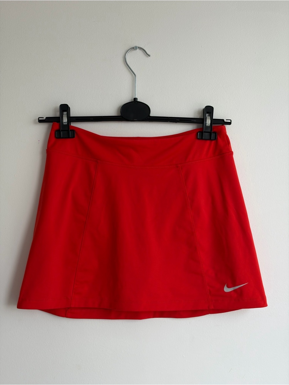 Nike Dri-FIT Bright Red Athletic Skirt Skort Size Small